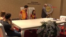 Bursa Galatasaray Formasıyla Nikah Masasına Oturdular