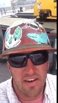 Ce gars nous prouve que les grues de chantier sont racistes