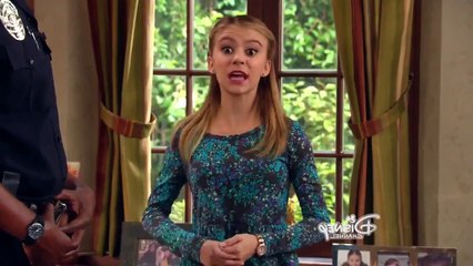 Dog With A Blog - S03 E20 Murder Of The Ornamental Dress