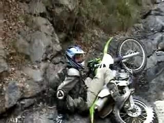 gamelle + galère en enduro...
