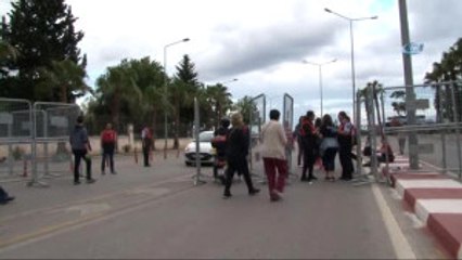 Konyaaltı Varyantı 400 Metrelik Türk Bayrağıyla Kaplandı