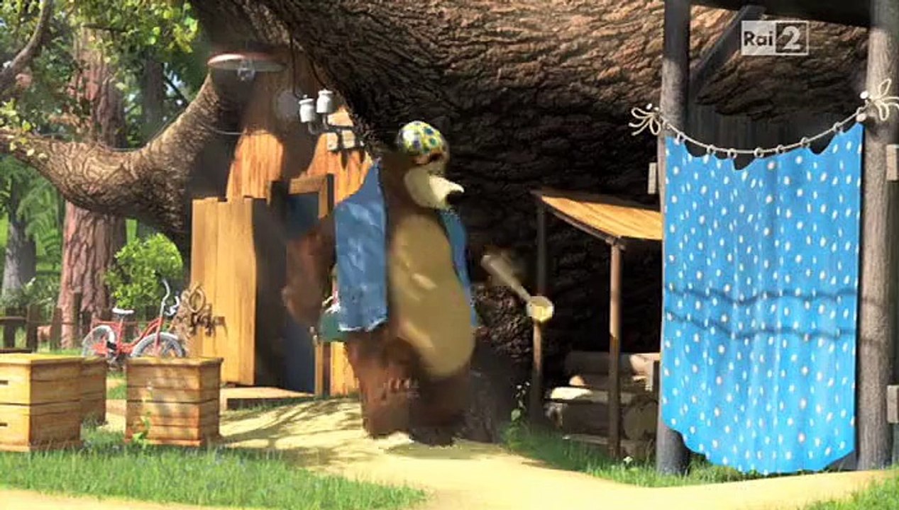 Masha E Orso Un Amico A Strisce