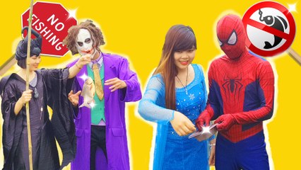 Frozen Elsa and Spiderman FEED THE FISH! Joker Thief fish vs Maleficent & Hulk Superhero funny