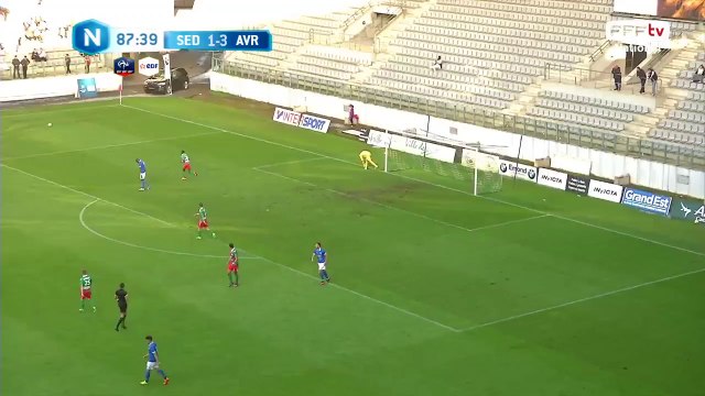 La lucarne pas très loin