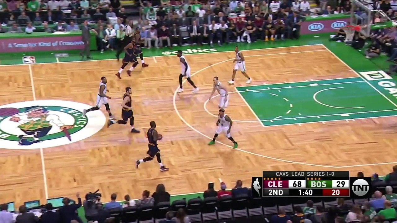 isaiah-thomas-injury-may-19-2017-cavaliers-vs-celtics-game-2-eastern-finals