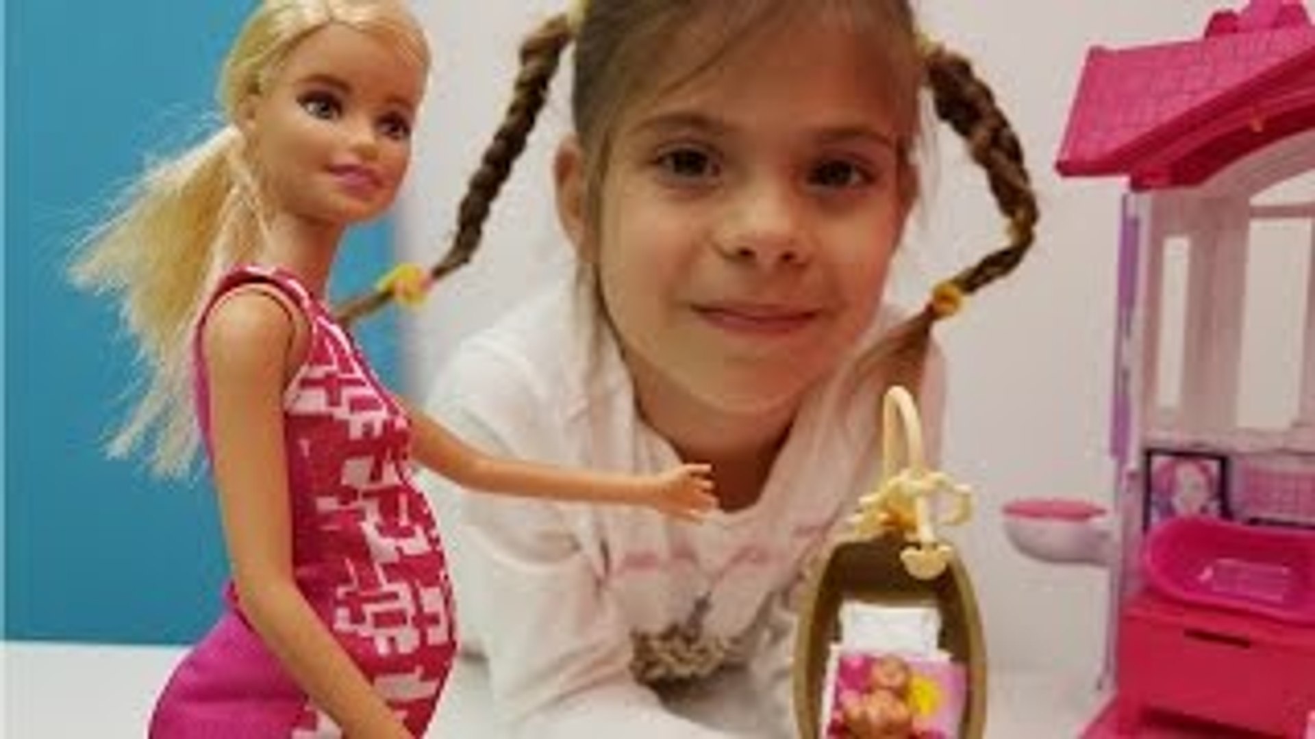 Hamile #Barbie doğum yapıyor Bebek bakma oyunu izle. #Evcilik oyunları -  Dailymotion Video