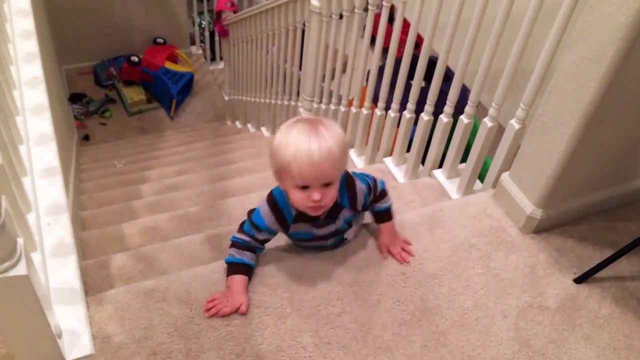 Baby Super Speed Down the StairsSlEXU1YpHqk video Dailymotion