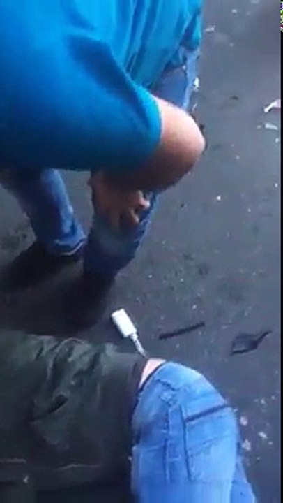 Un chauffeur Uber percute de plein fouet un scooter