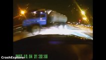 Truck Creme - Epic Extreme Truck Crashes - Crashes of Truck Too Wild