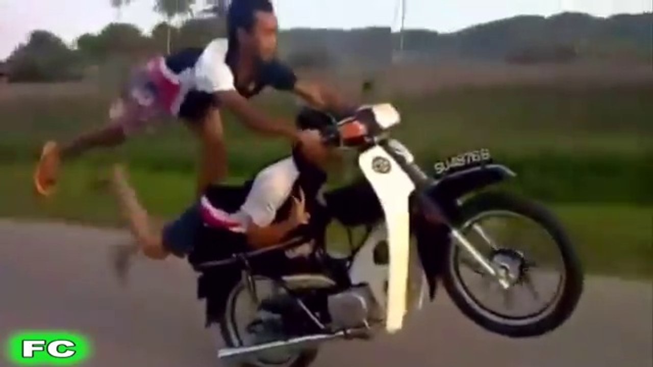 Funny Video dont control your laugh