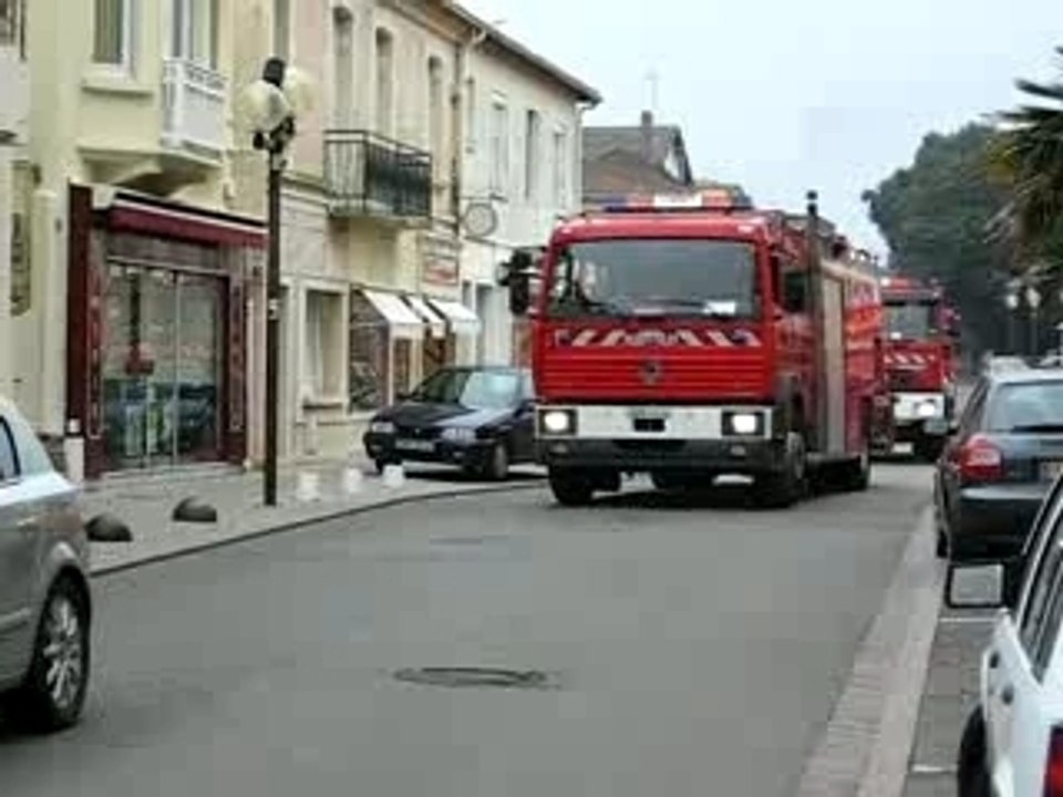 Fin du défilé véhicules SDIS 44 à St Brévin