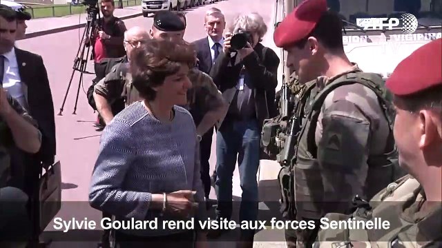 Paris : la ministre des Armées rend visite aux forces Sentinelle