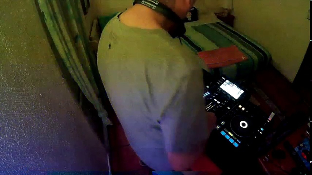 Vic_Home music_que_ando