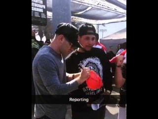 ELIE SECKBACH REPORTING GETTING LOVE FROM BOXING FANS - EsNews Boxing