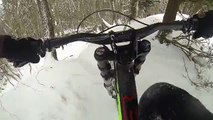 Karlı Ormanda Bisiklet Yarışı Yapmak