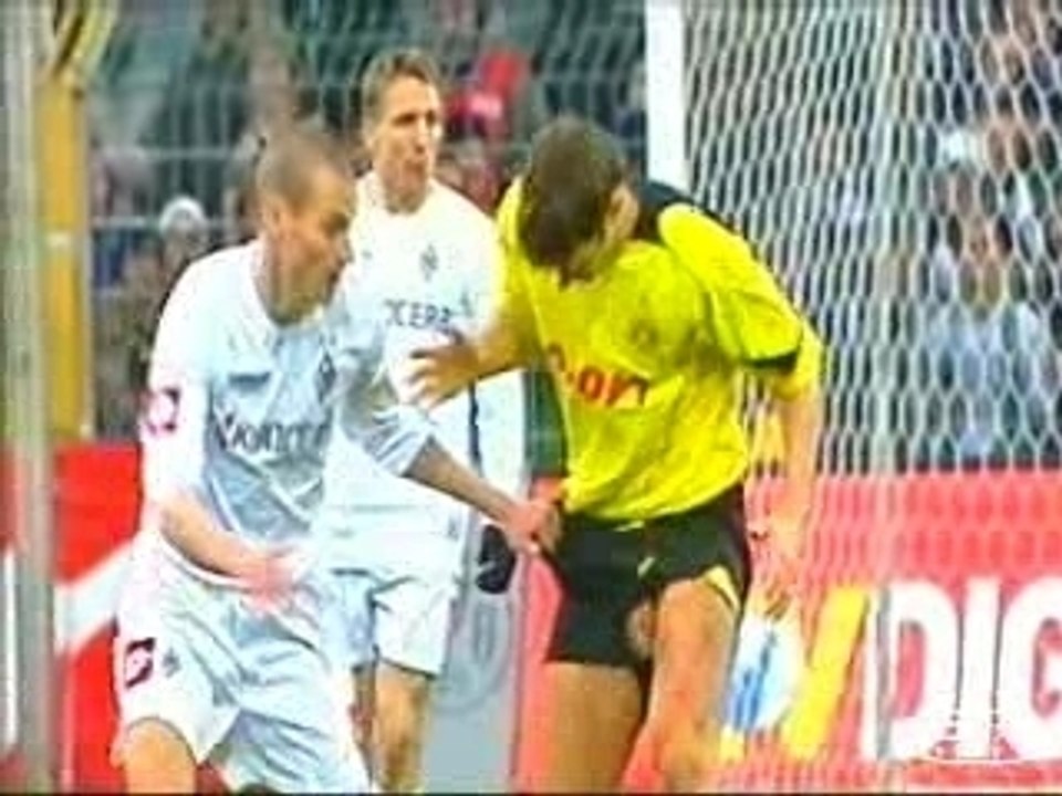 Duel au Football