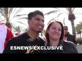 mikey garcia mobbed by fans EsNews Boxing