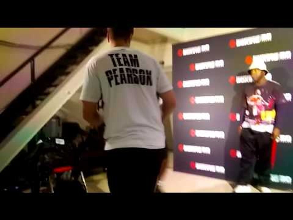 CHRIS PEARSON RIPS MITTS EsNews Boxing