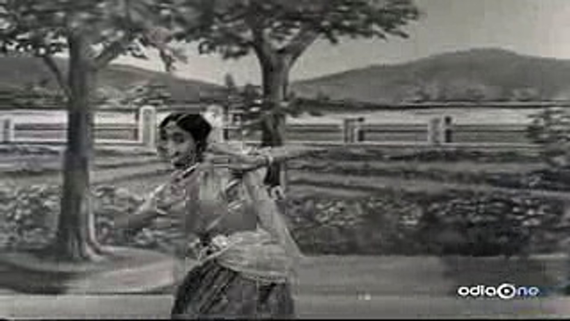 Old Odia song. Mohana he Mohana, Odia Movie _ Dharitri _ Sriram Panda, Sarat Pujari, Prasanta Nanda