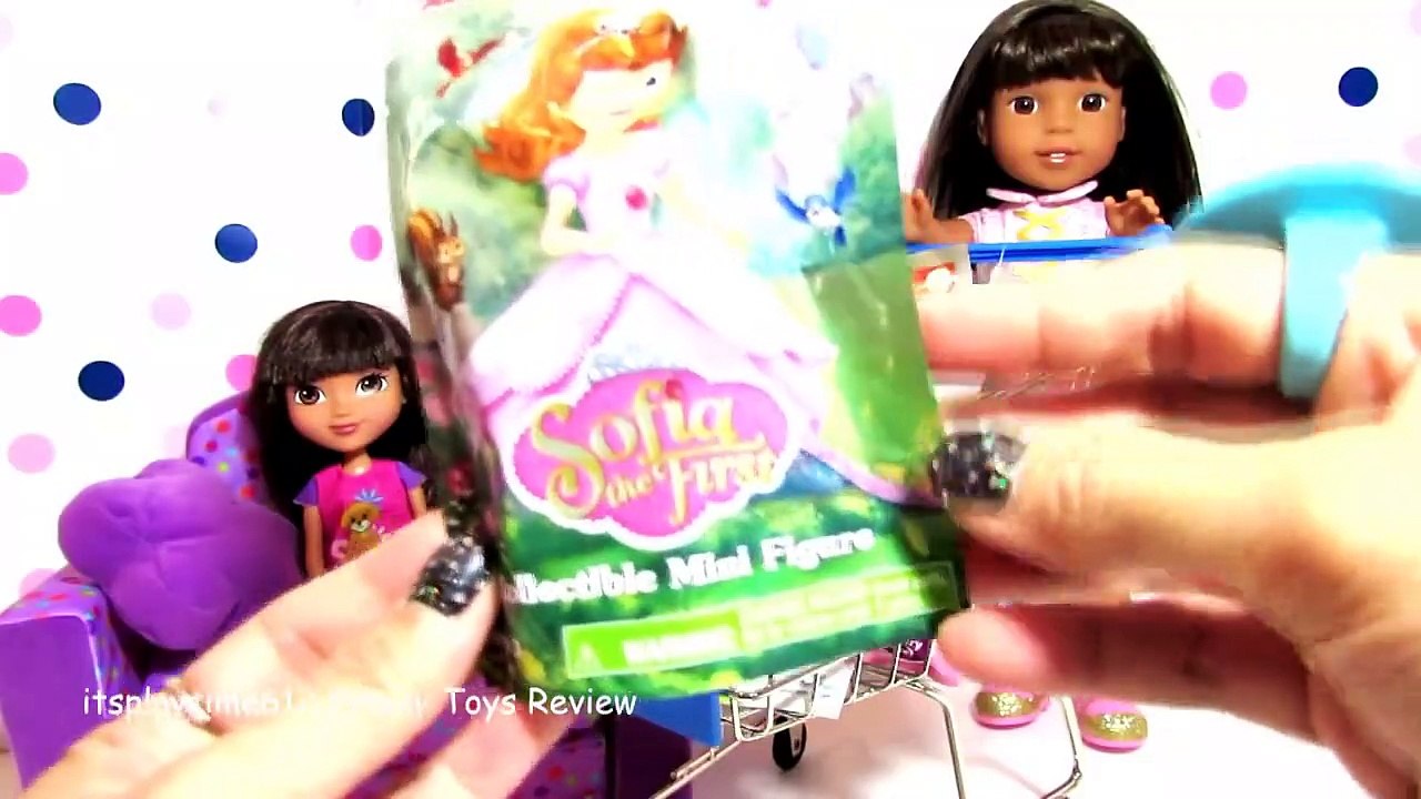 SURPRISE TOYS IN WALMART SHOPPIN l Ashlyn _ itsplaytime612-WSd_u-dm7Bo