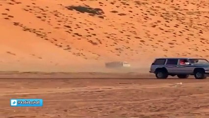 Çöl Safarisini Takla Gösterisine Çeviren Adam