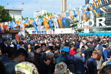 AK Parti 3. Olağanüstü Büyük Kongresi'nde Büyük Coşku!
