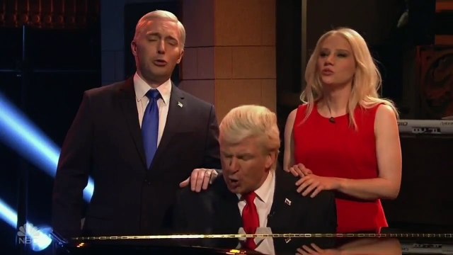 Alec Baldwin sing as Trump SNL - Saturday Night Live #SNLFinale