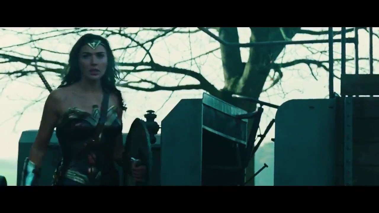 Wonder Woman - Cleaning House