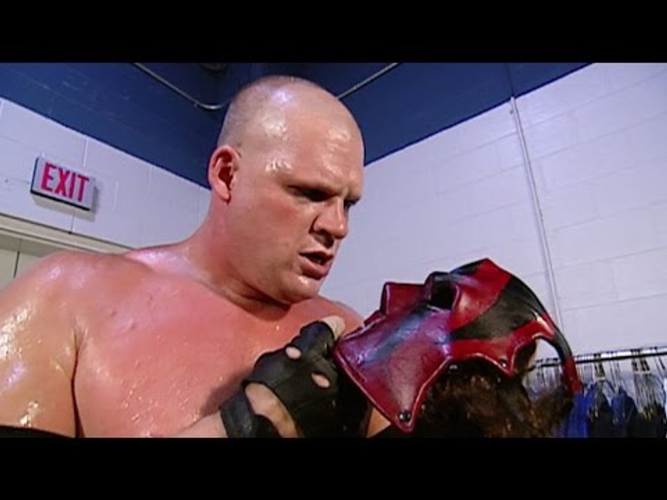 Kane gets his mask back: Raw, June 26, 2006