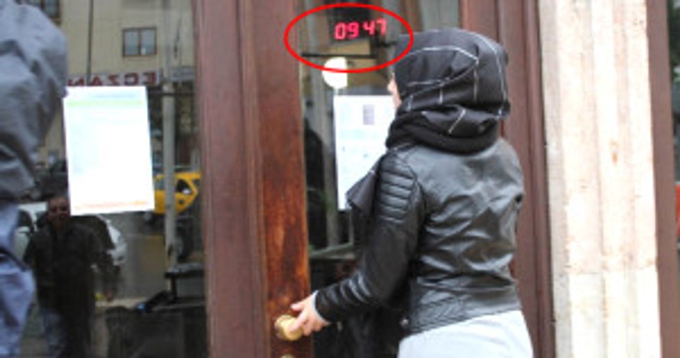 KPSS'ye Geç Kalan Öğrenciler Yıkıldı