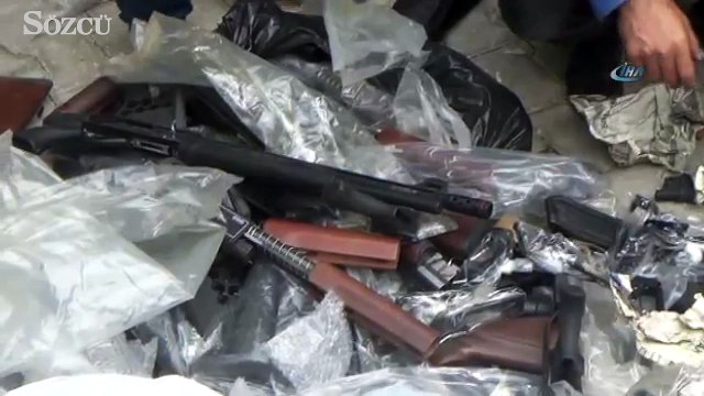 Hatay'da bir kamyon dolusu av tüfeği ele geçirildi