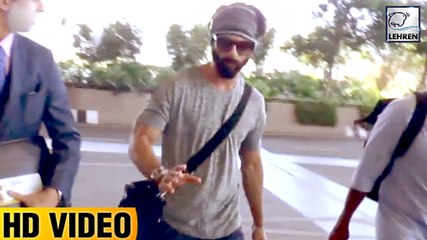 Shahid Kapoor SPOTTED In A Casual Look At Airport
