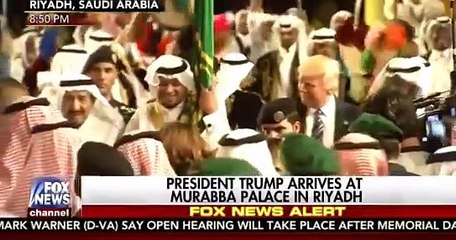 Paranın dini imanı yok! Trump Suudilerle böyle dans etti