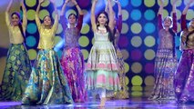 Mawra Hocane and Reema Khan dance at LSA2017