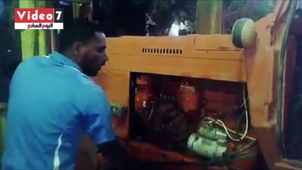 مهندس رى بالوادى الجديد ينجح فى تشغيل المعدات الخردة والمكهنة