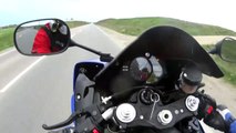 Drag Yamaha R1 vs Suzuki GSX