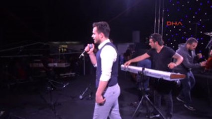 Zonguldak Sahnede Sürpriz Evlilik Teklifi