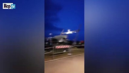 Forte vento, crolla palco del concerto a Bari