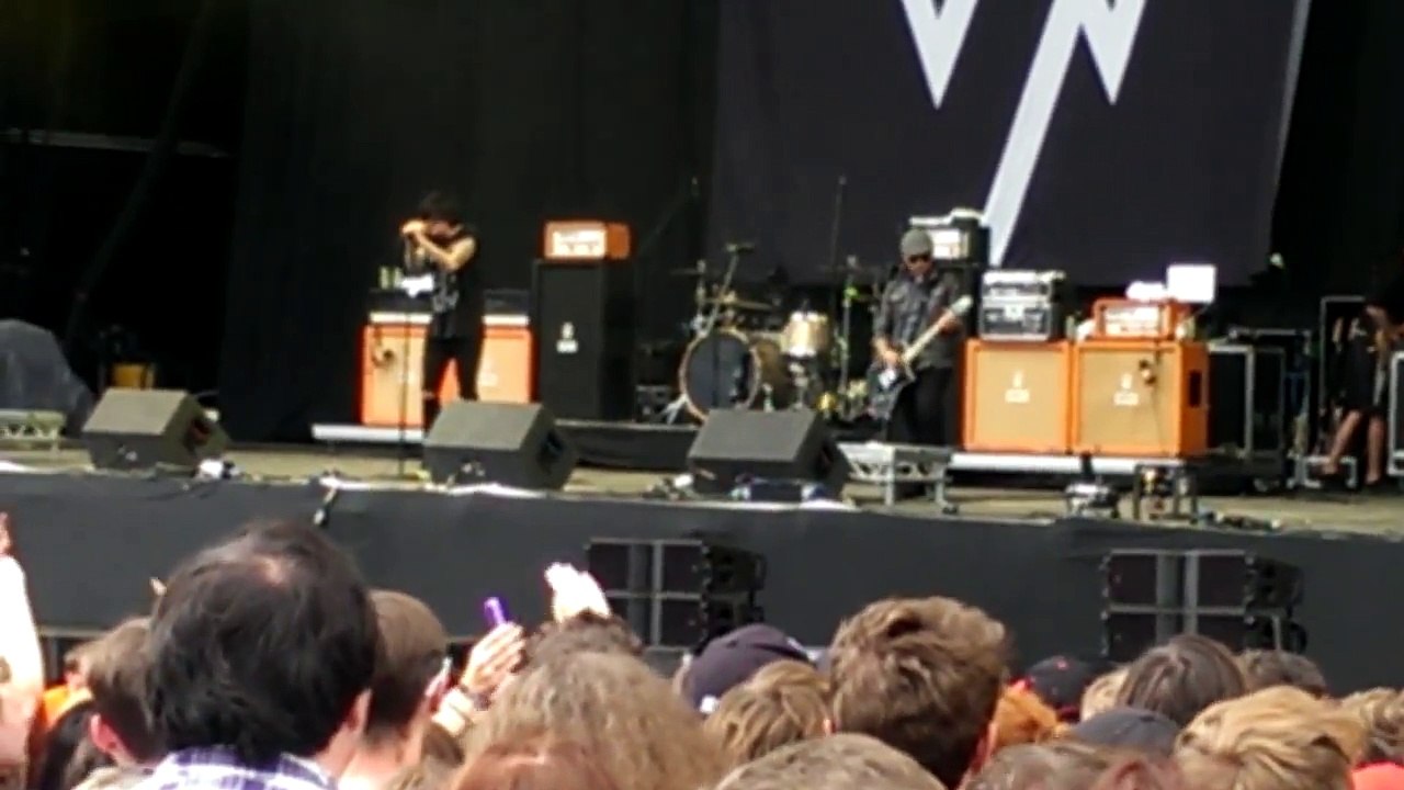 sleeping with sirens @ leeds festival