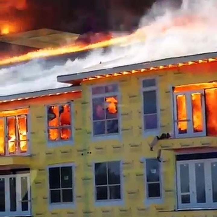 I thought he couldn't make it, but... Unbelievable! :o Good job, fire crew!!!