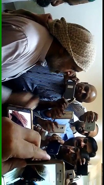 Zardari Ko Peer Ijaz Shah Ne Kiya Wazifa Karne Ka Kaha Hai?