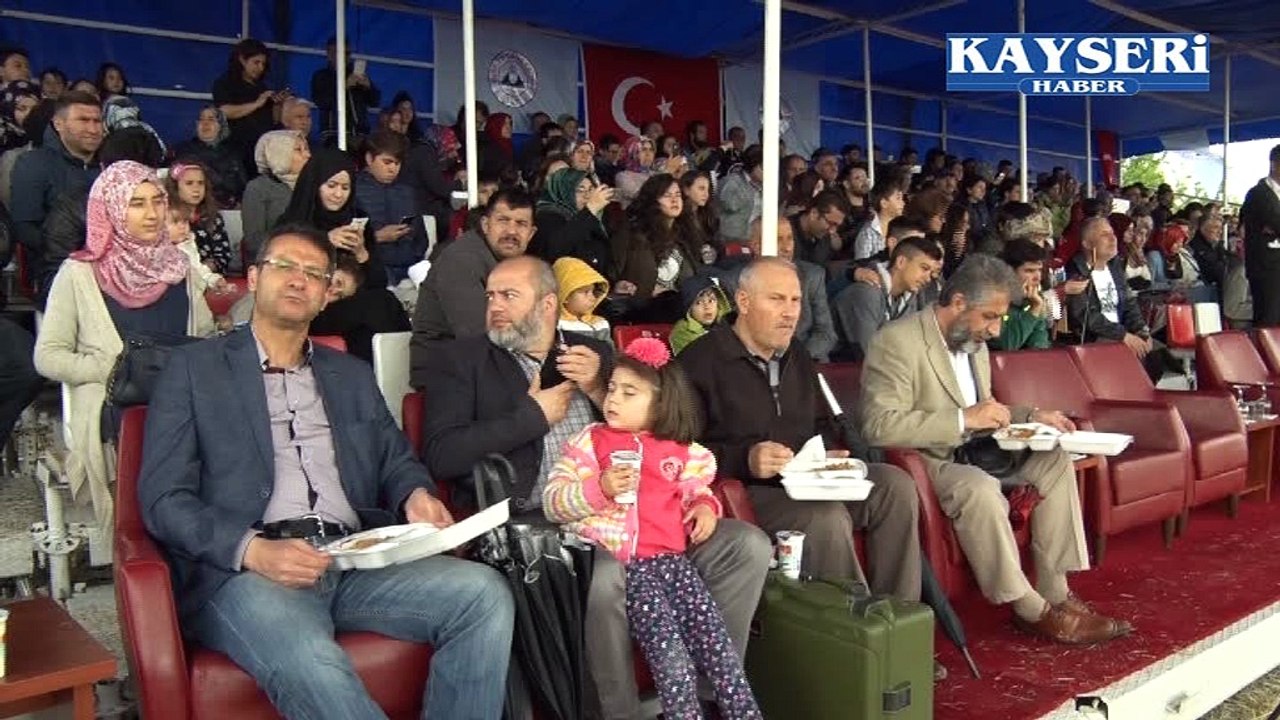 ERCİYES UNIVERSITESI ATLI OKCULAR