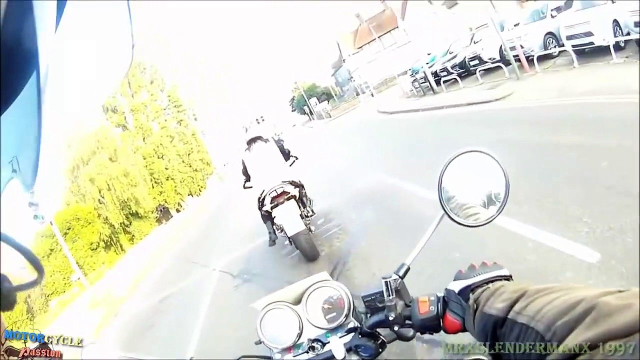 MOTORCYCLE CRASHES COMPILATION & Dirt Bike Crashes, Wrecks & MOTO Fails _