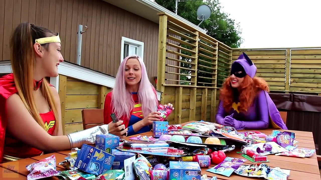 Frozen Elsa DRESS CHALLENGE! w/ Spiderman Anna Joker Maleficent Car Pink Spidergirl ! Supe