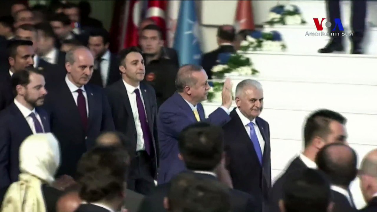 Erdoğan AKP Genel Başkanı Oldu