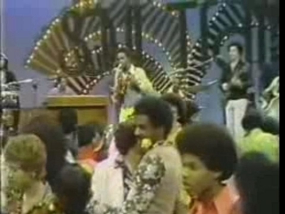 Al Green - Livin' For You 1974 (video Soul Train)