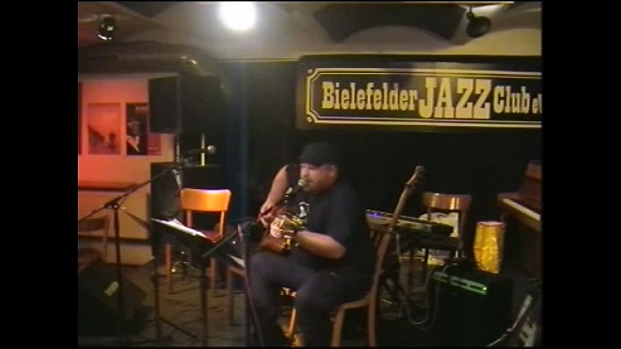 2011-04-21 - Long Cool Woman In A Black Dress - Hollies Acoustic Cover - André Deininger live@SmartSta