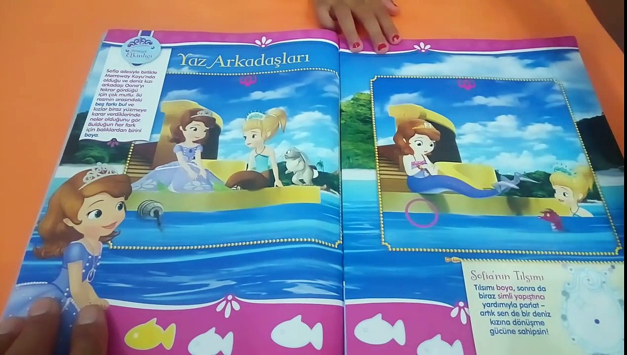 Disney Prenses sofia dergisi açtık . hediyesi bileklik ve broş.Eğlenceli çocuk videosu