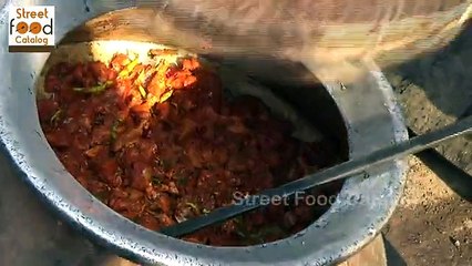 Yapımı İçin Gündüz Başlayıp Gece Bitirilen 500 Kişilk Tavuk Biryani