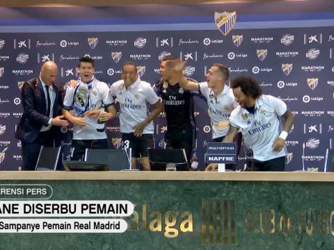 VIRAL: Sepakbola: Pesta Pemain Real Menyerbu Konferensi Pers